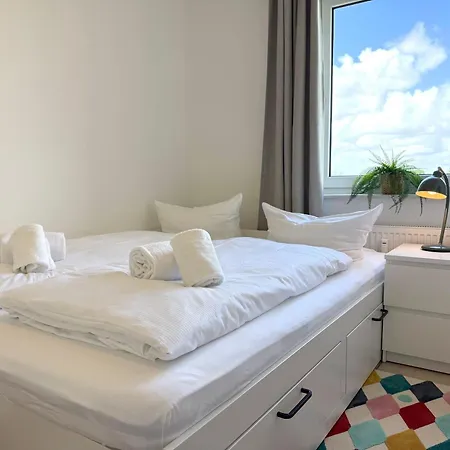 Haus-am-waldbad-fewo-2 아파트 *