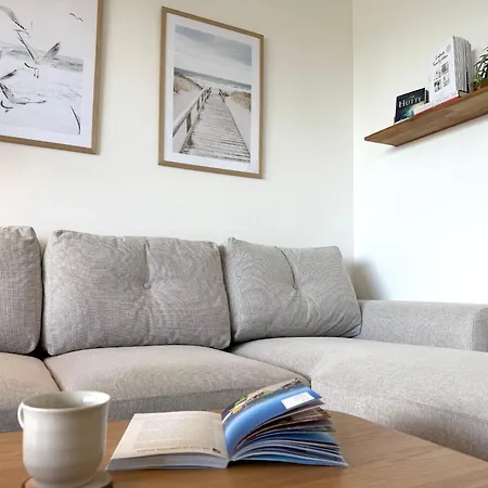 Haus-am-waldbad-fewo-2 Appartamento Cuxhaven